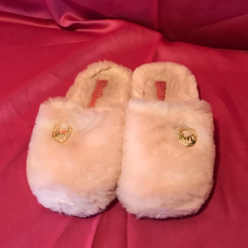 Michael Kors slippers
